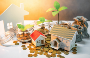 Sparen, Neubau, Glück, Münzen, Hoffnung, Neuanfang, Klimafreundlicher Neubau im Niedrigpreissegment – Wohngebäude mit kleinen bis mittleren Einheiten