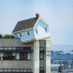 Zwischen Beton und Botschaft